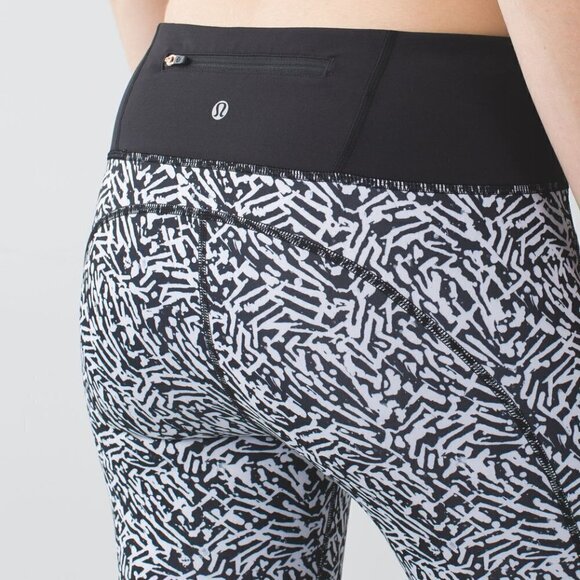 LULULEMON | Pace Pusher Crop Legging 21" | Sz. 4 - Picture 7 of 12